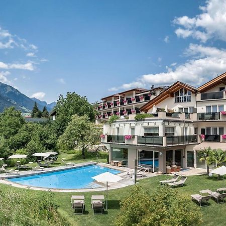 Baumgartner'S Blumenhotel Schenna Exterior foto